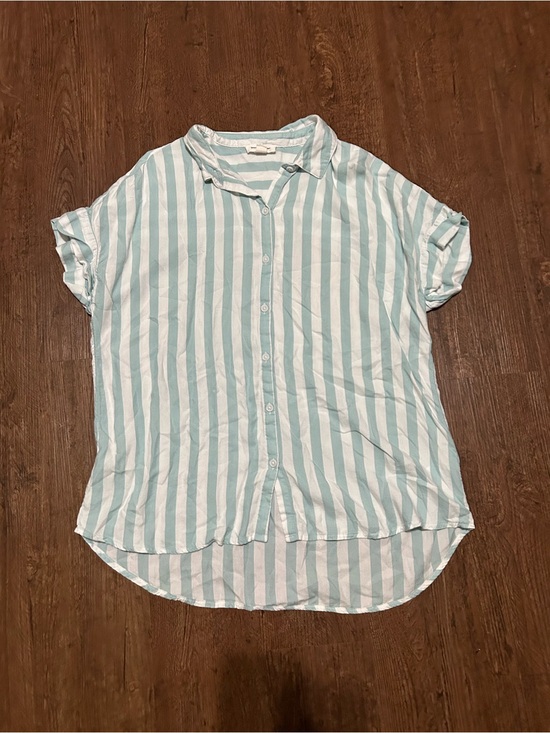 beachlunchlounge Other - beachlunchlounge Mint and White Striped Shirt
